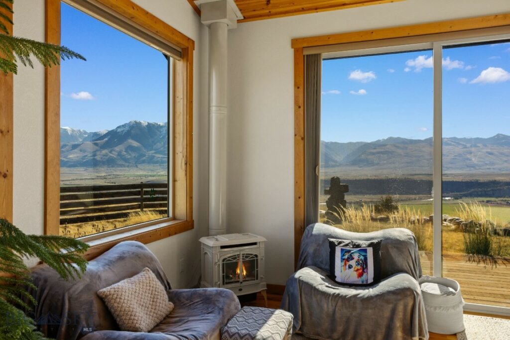 18 Libra Drive, Emigrant MT 59027