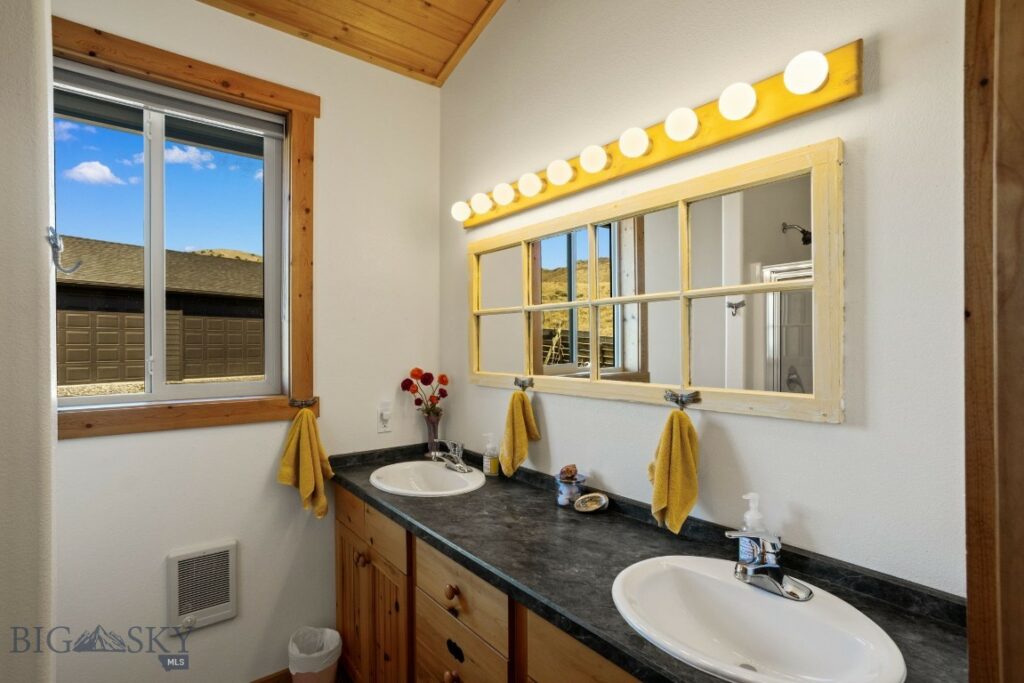 18 Libra Drive, Emigrant MT 59027