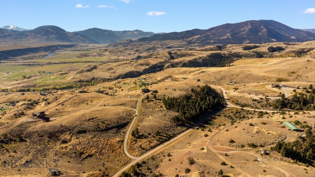 18 Libra Drive, Emigrant MT 59027