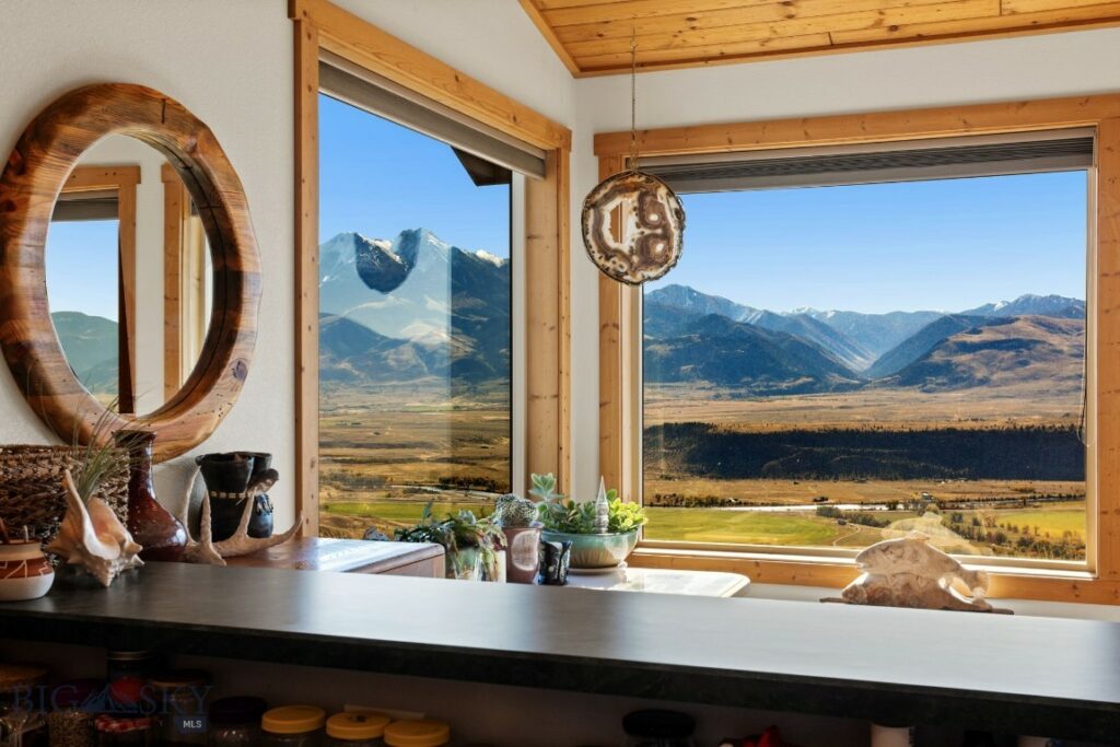 18 Libra Drive, Emigrant MT 59027