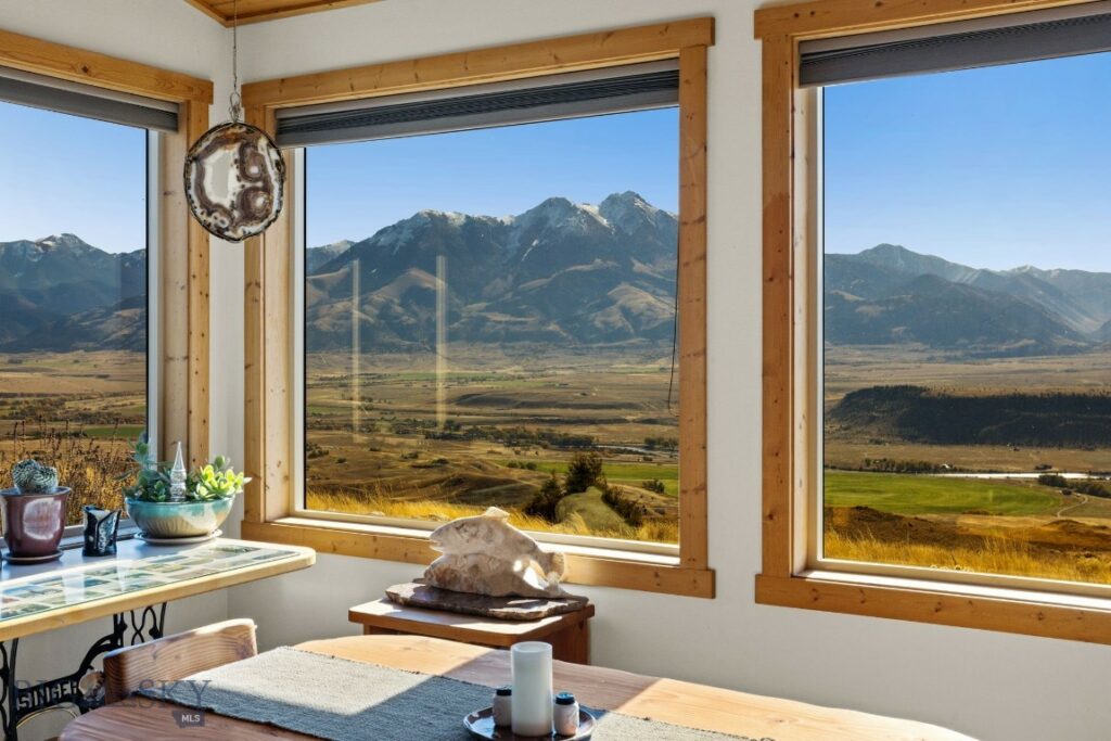 18 Libra Drive, Emigrant MT 59027