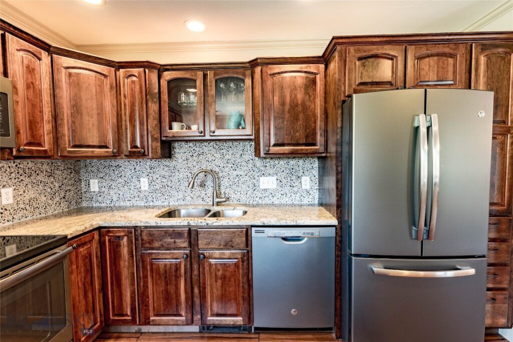 18 Sturdy Lane, Cameron MT 59720