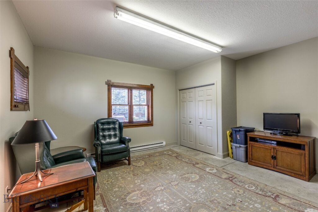 18 Sturdy Lane, Cameron MT 59720