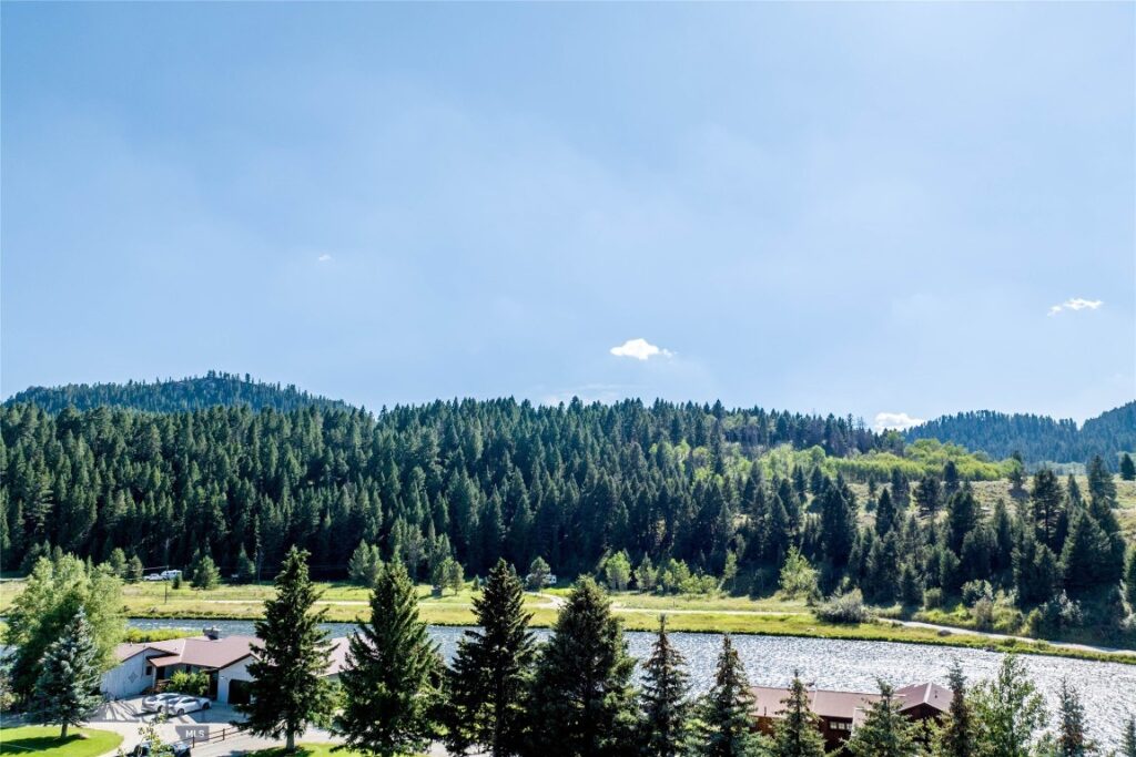 18 Sturdy Lane, Cameron MT 59720