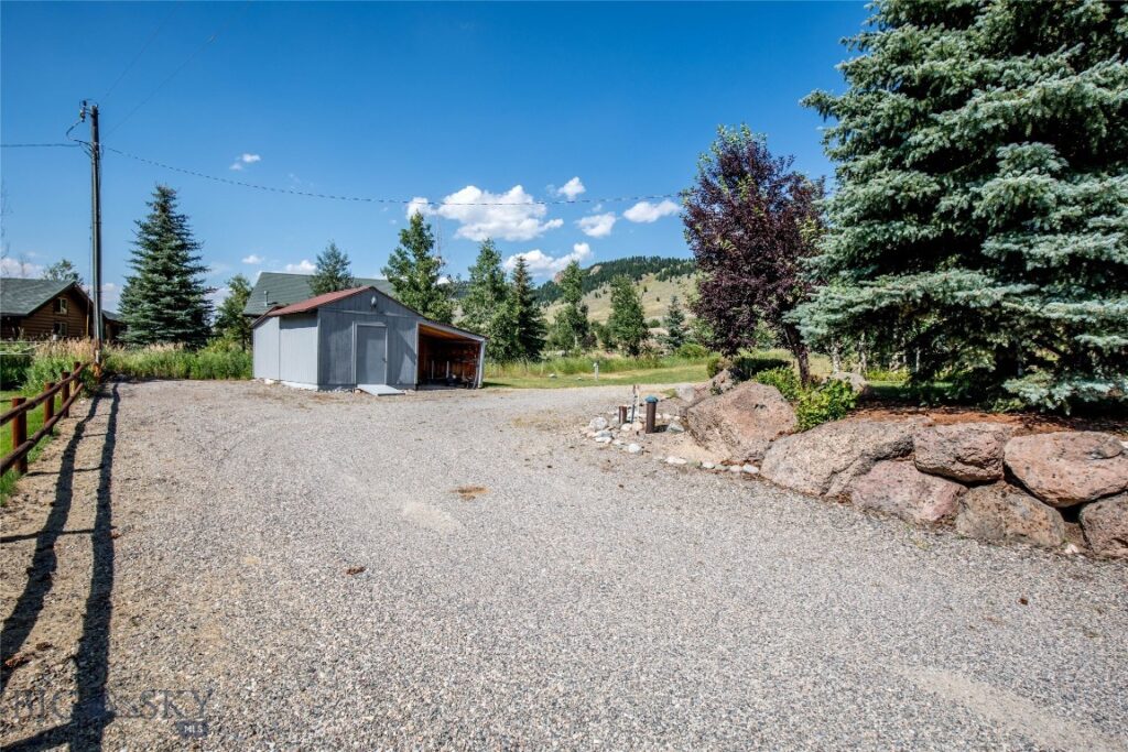 18 Sturdy Lane, Cameron MT 59720