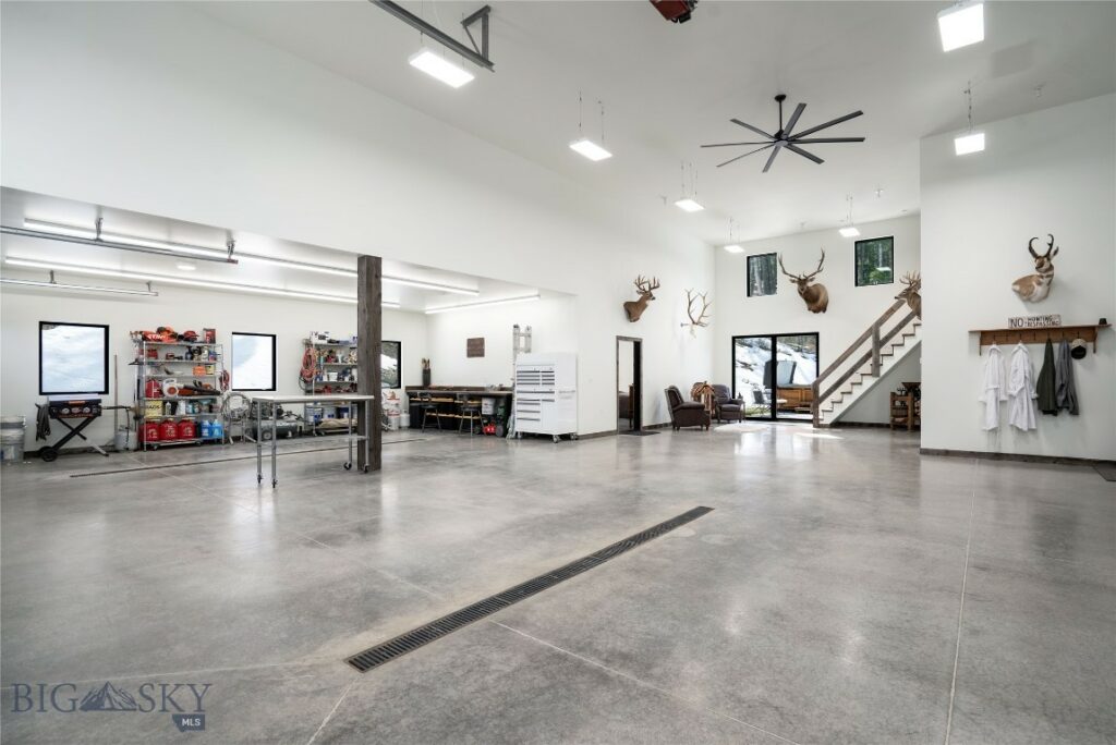 182 Elk Ridge Road, Livingston MT 59047