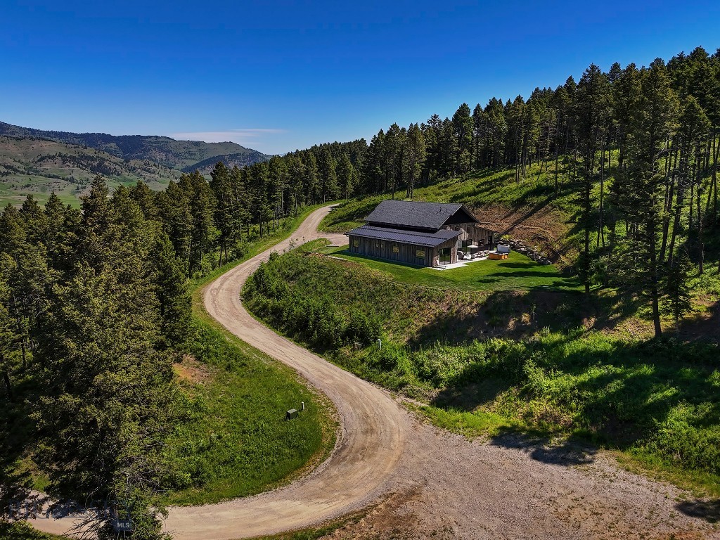 182 Elk Ridge Road, Livingston MT 59047