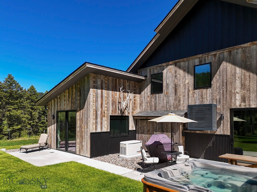 182 Elk Ridge Road, Livingston MT 59047