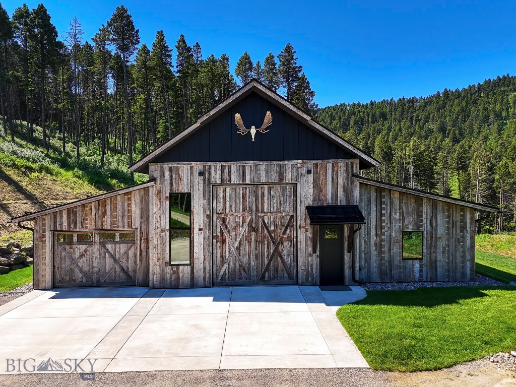 182 Elk Ridge Road, Livingston MT 59047