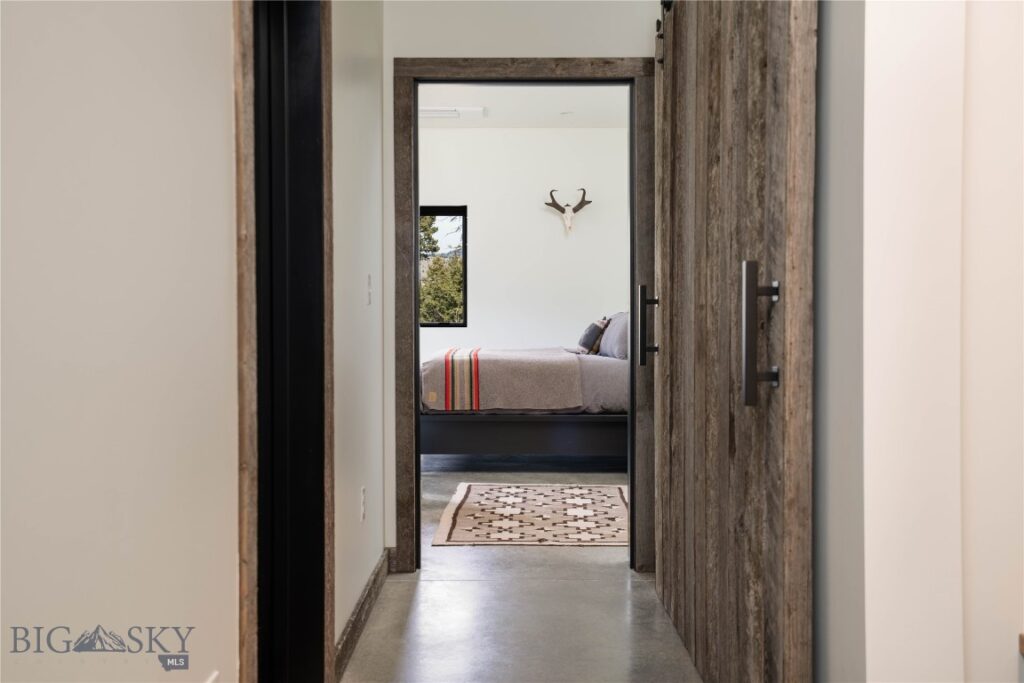 182 Elk Ridge Road, Livingston MT 59047