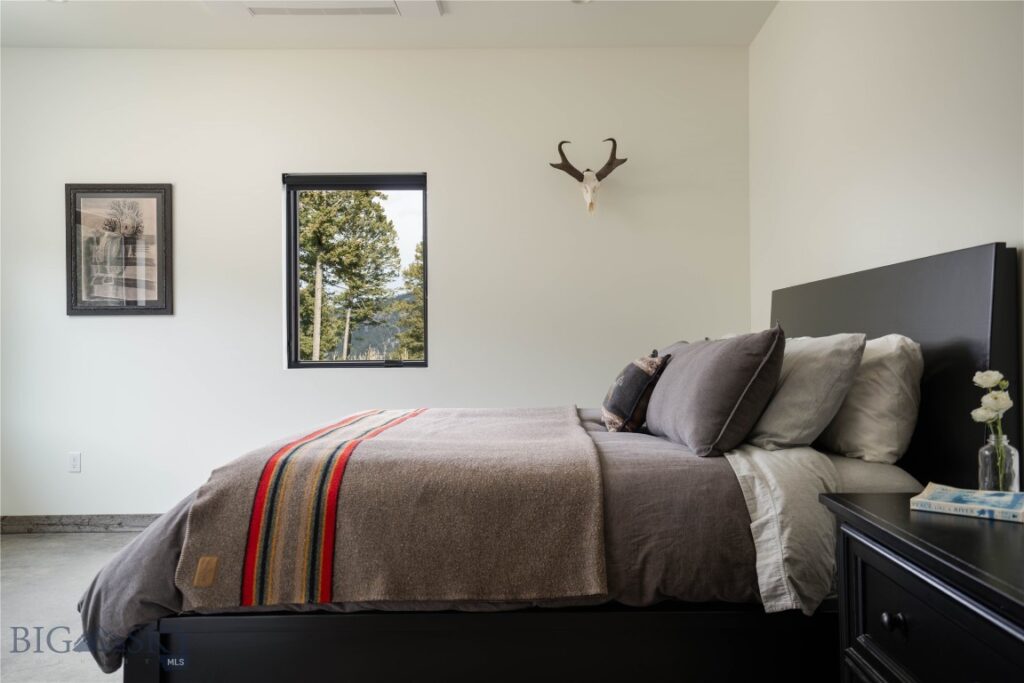 182 Elk Ridge Road, Livingston MT 59047