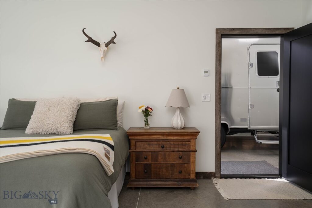 182 Elk Ridge Road, Livingston MT 59047