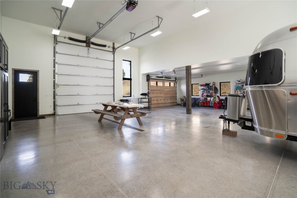 182 Elk Ridge Road, Livingston MT 59047