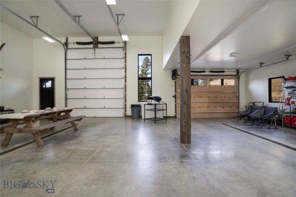 182 Elk Ridge Road, Livingston MT 59047