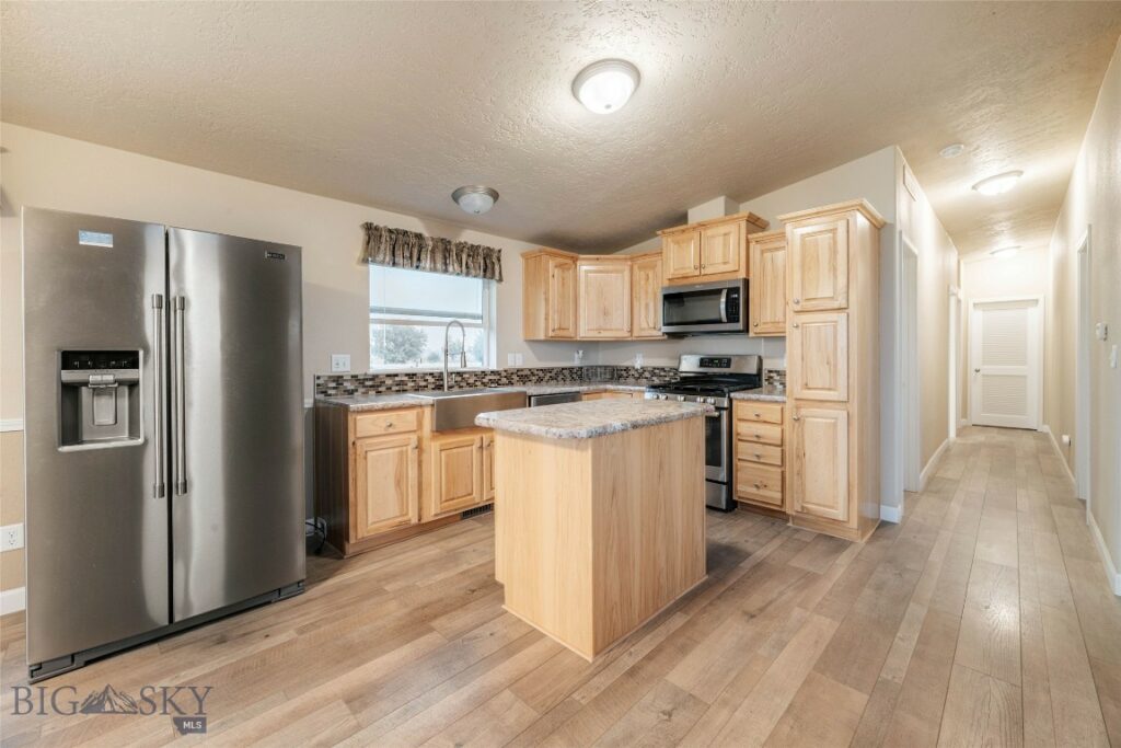 18287 Haasakker Road, Three Forks MT 59752