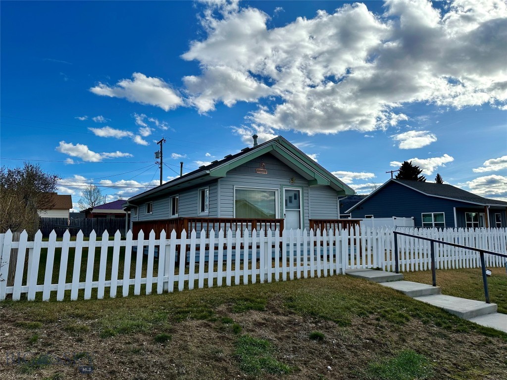 1836 Schley Avenue, Butte MT 59701