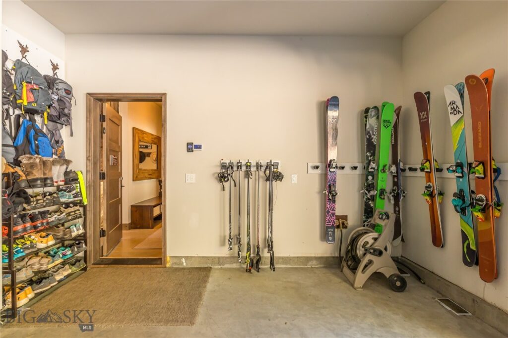 190 Beehive Basin, Big Sky MT 59716