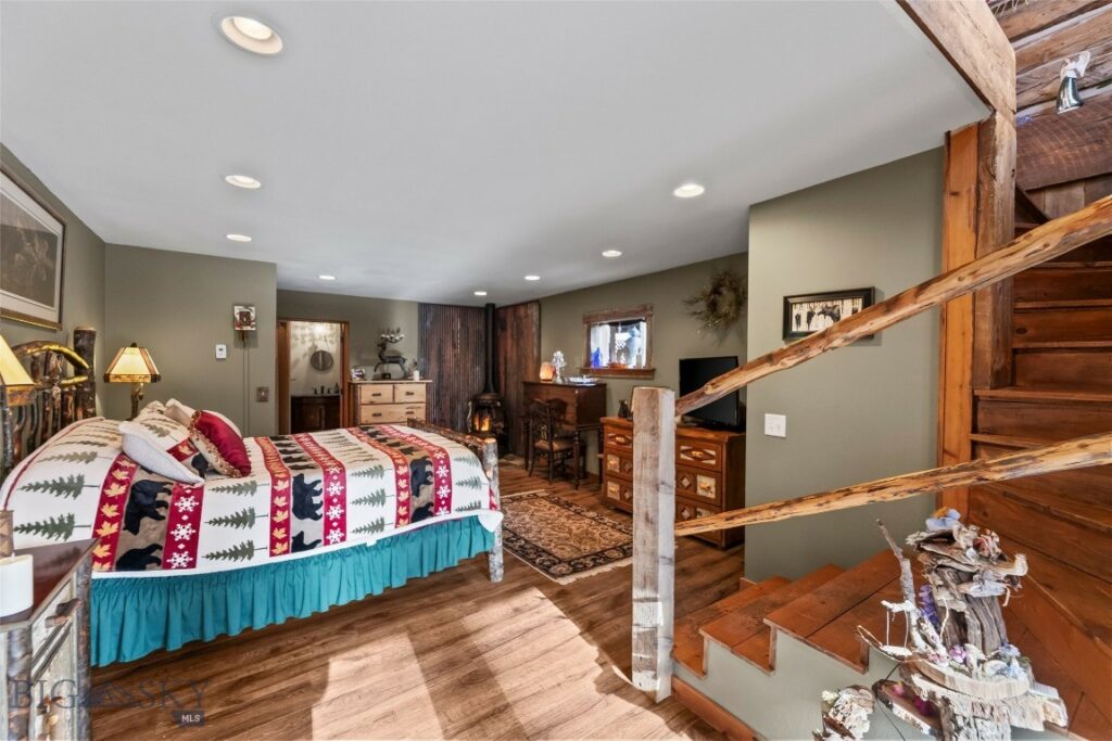 192 Mountain Brook Road, Livingston MT 59047