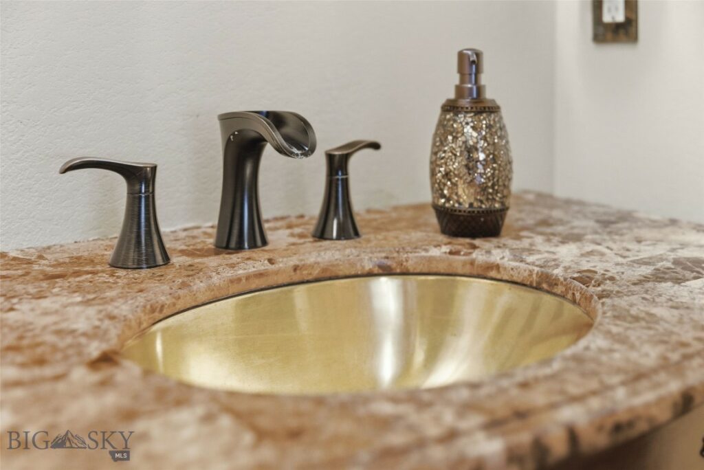 192 Mountain Brook Road, Livingston MT 59047