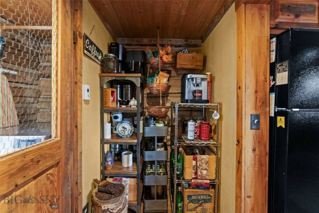 192 Mountain Brook Road, Livingston MT 59047