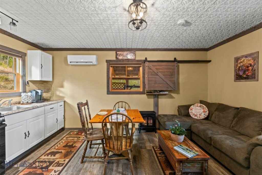 192 Mountain Brook Road, Livingston MT 59047