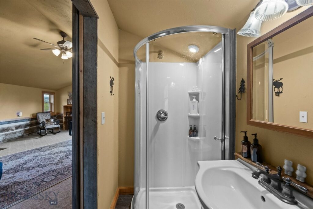 192 Mountain Brook Road, Livingston MT 59047