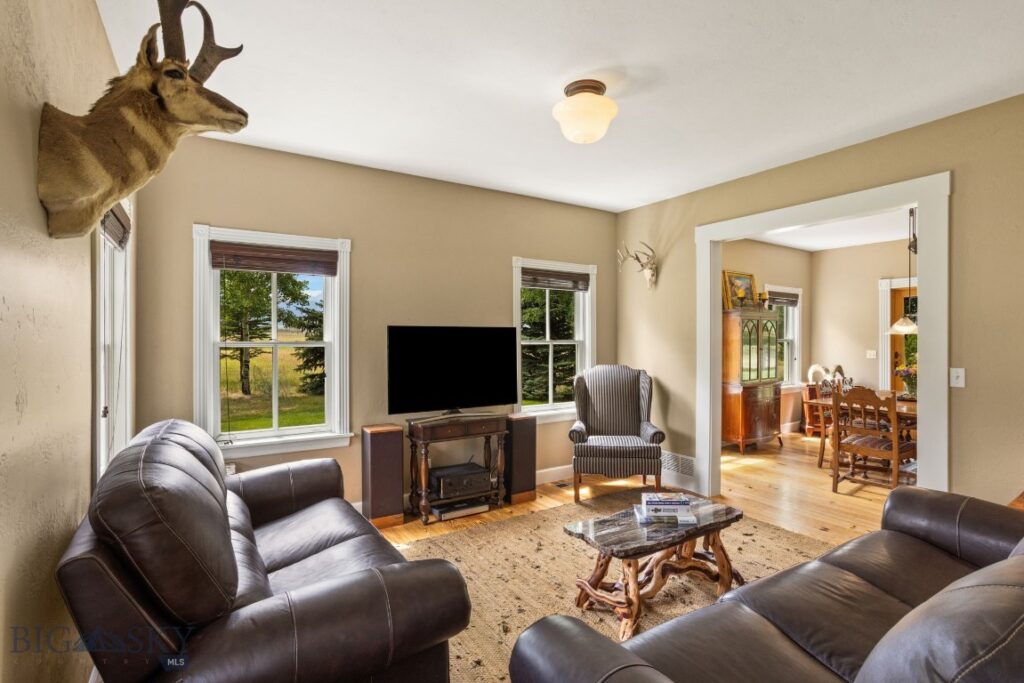 1921 E River Road, Livingston MT 59047