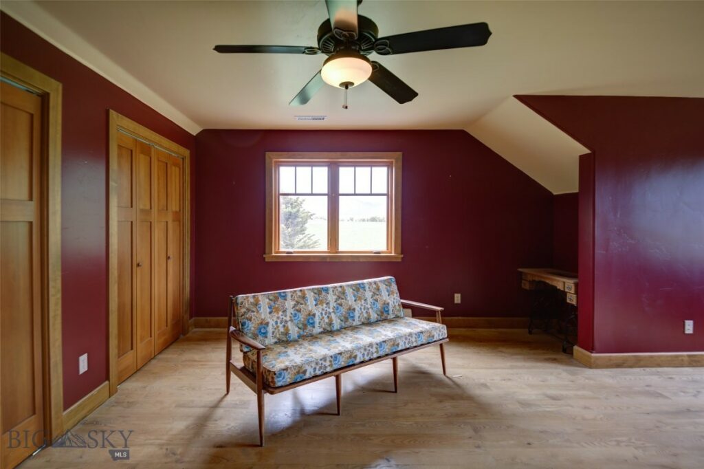 1986 E River Road, Livingston MT 59047