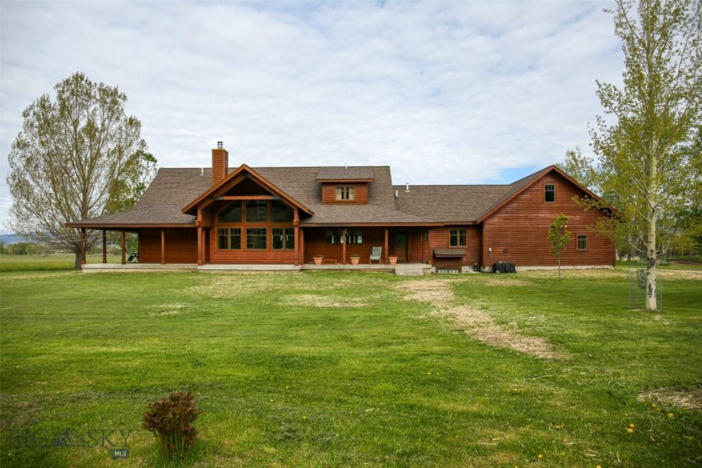 1986 E River Road, Livingston MT 59047
