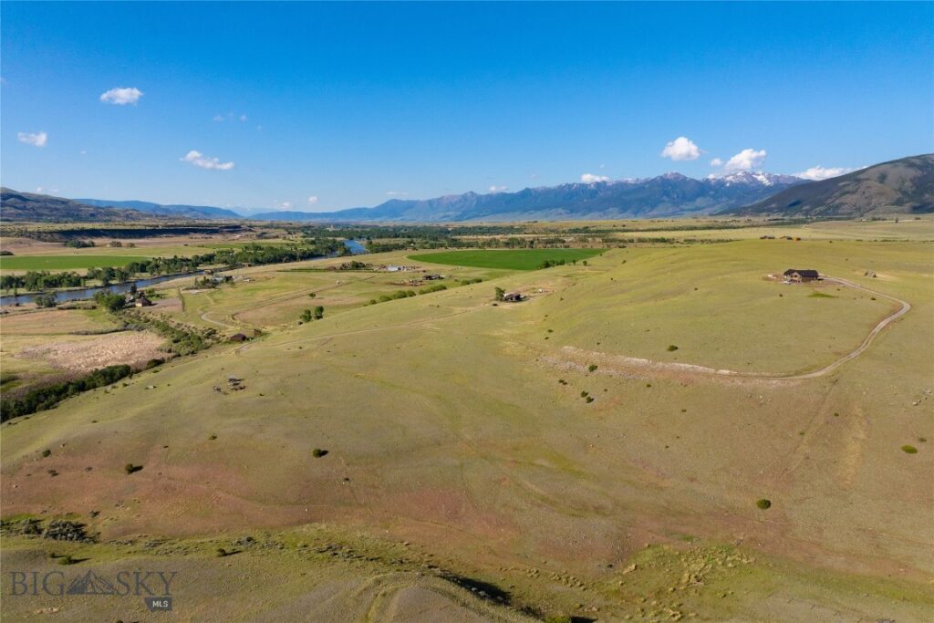 PARCEL B2E East River Road, Pray MT 59065