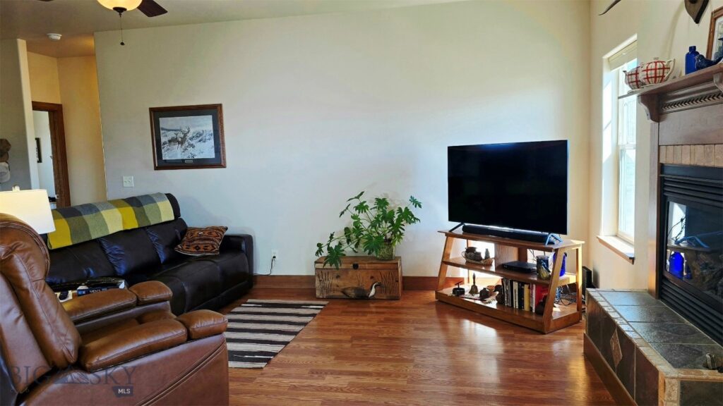 2 Hawk’s Court, Sheridan MT 59749