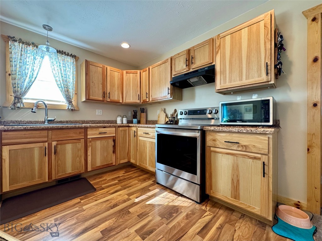 2 Cielo Grande Dr, Livingston MT 59047