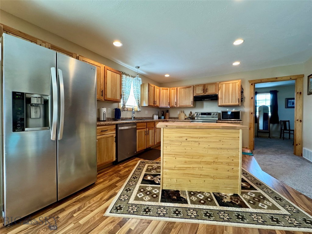 2 Cielo Grande Dr, Livingston MT 59047
