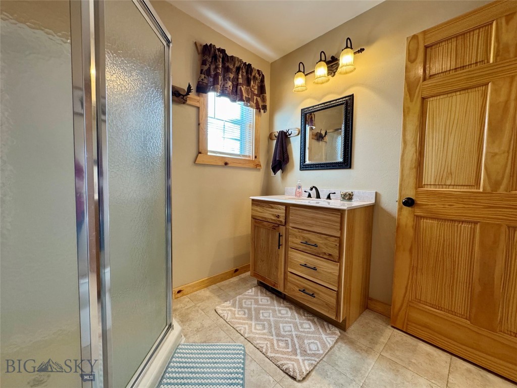 2 Cielo Grande Dr, Pray MT 59065