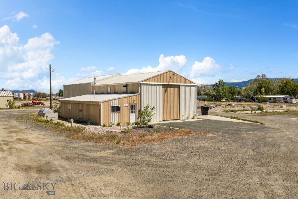 2 S Lincoln Street, Whitehall MT 59759