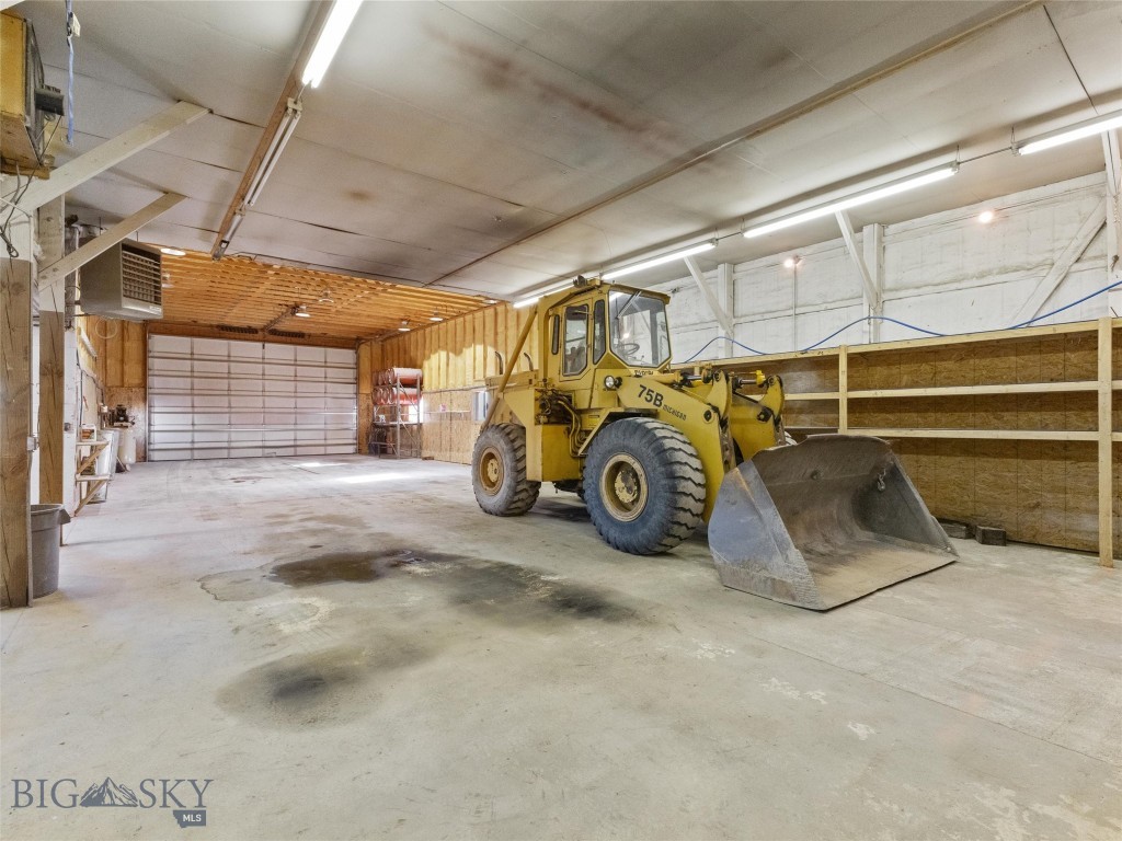 2 S Lincoln Street, Whitehall MT 59759
