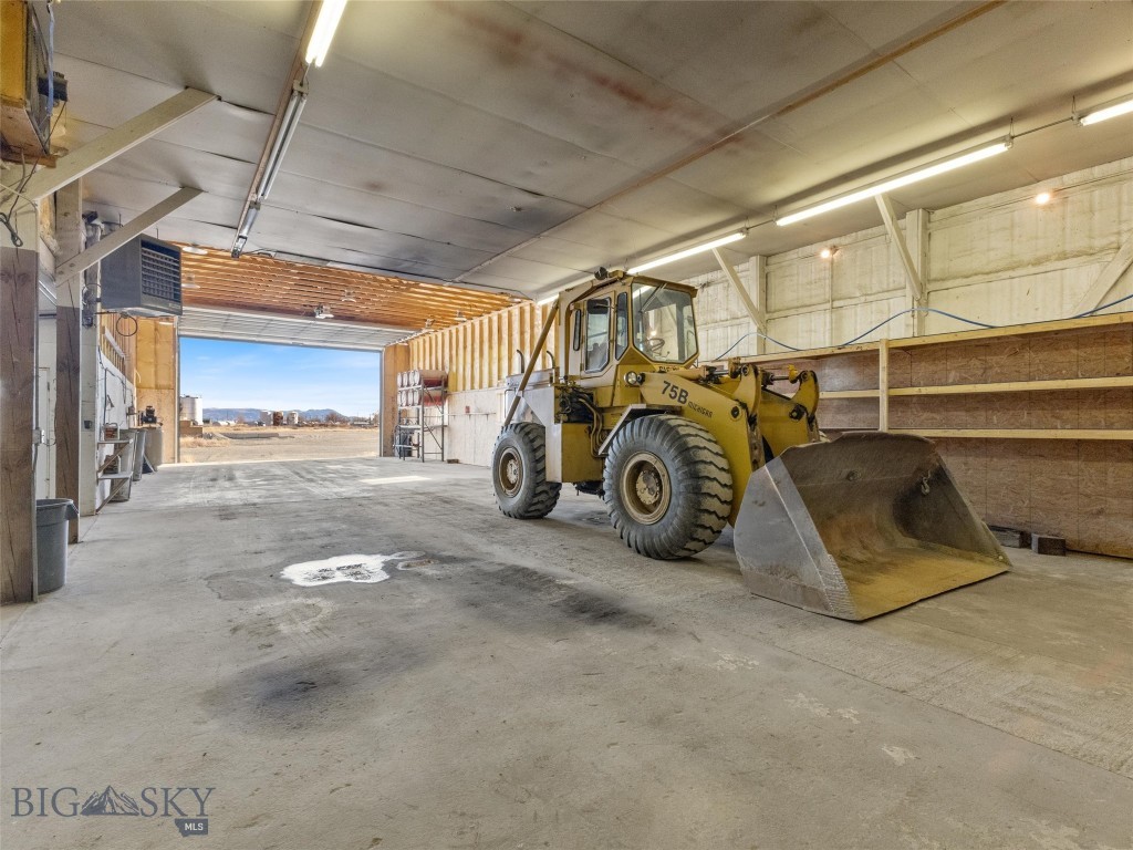 2 S Lincoln Street, Whitehall MT 59759