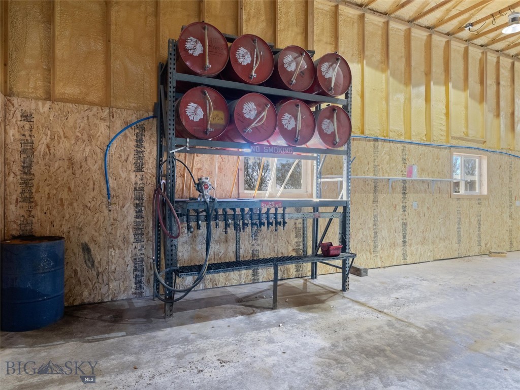 2 S Lincoln Street, Whitehall MT 59759