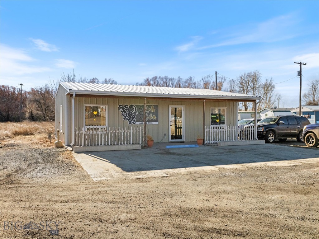 2 S Lincoln Street, Whitehall MT 59759