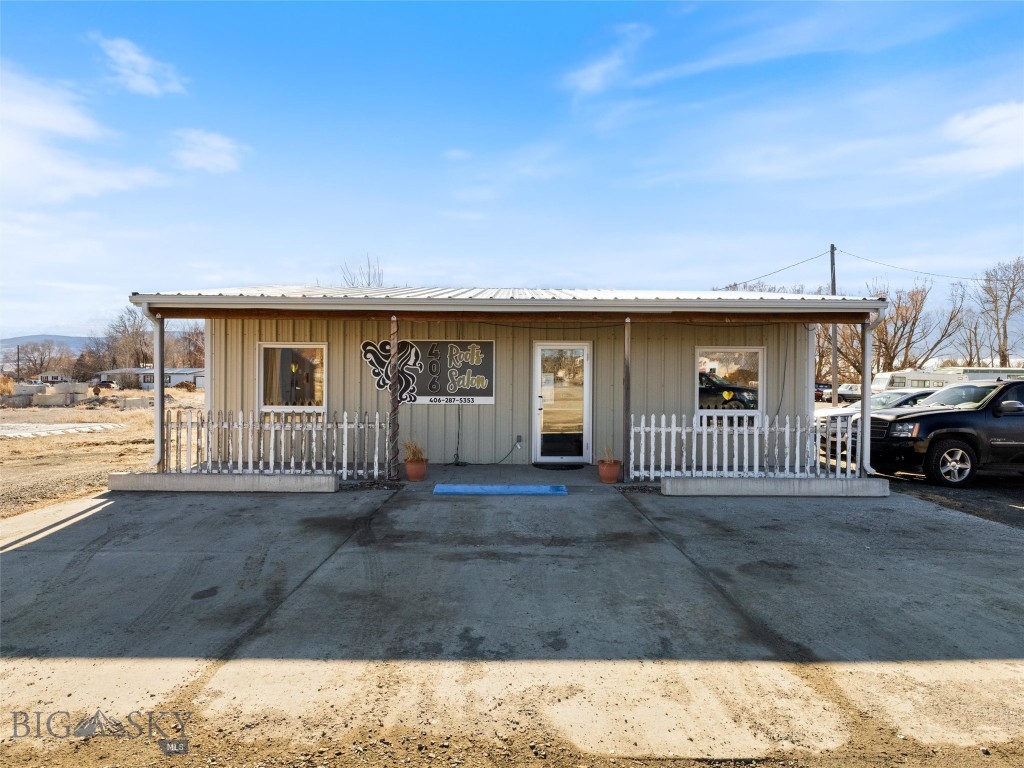 2 S Lincoln Street, Whitehall MT 59759