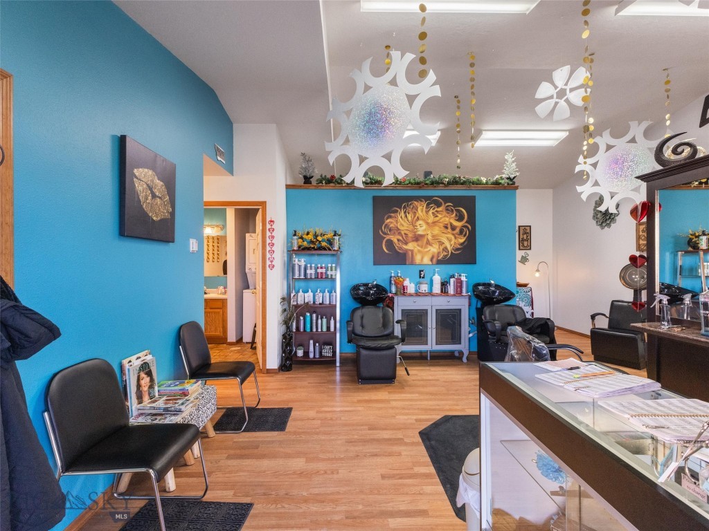 2 S Lincoln Street, Whitehall MT 59759