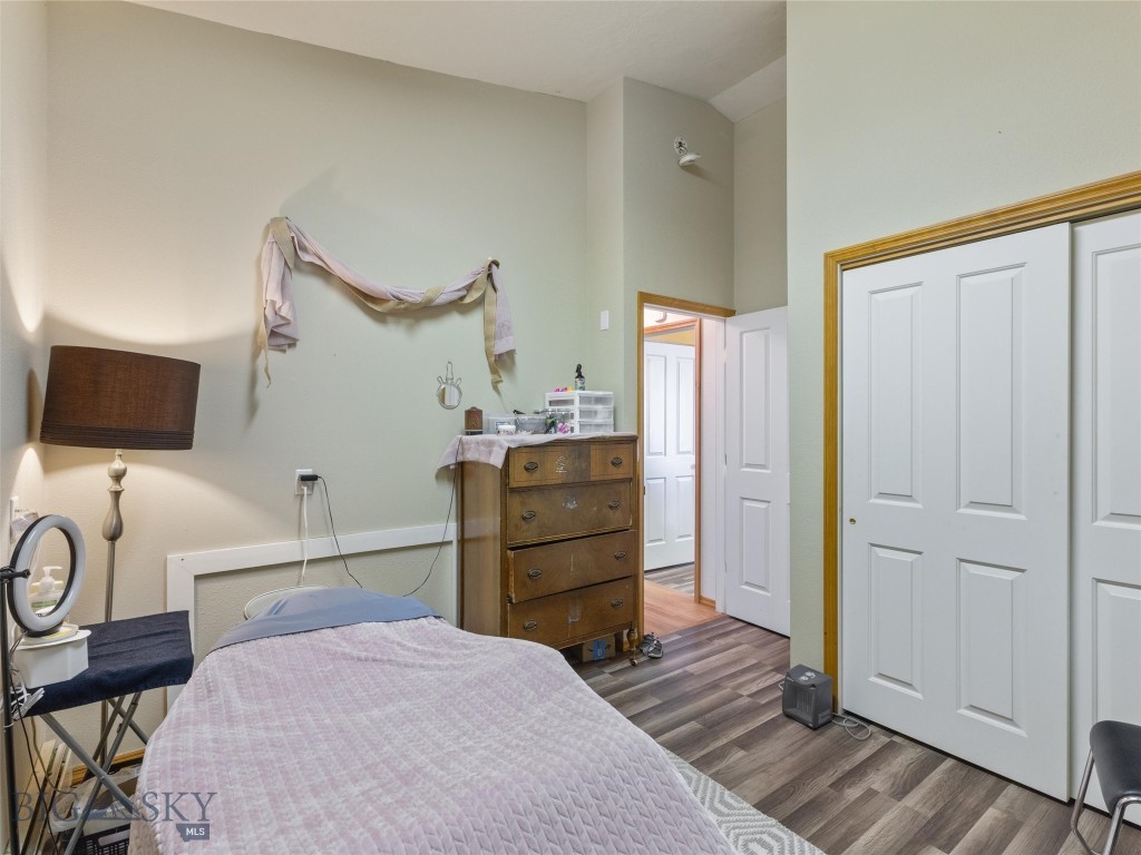 2 S Lincoln Street, Whitehall MT 59759