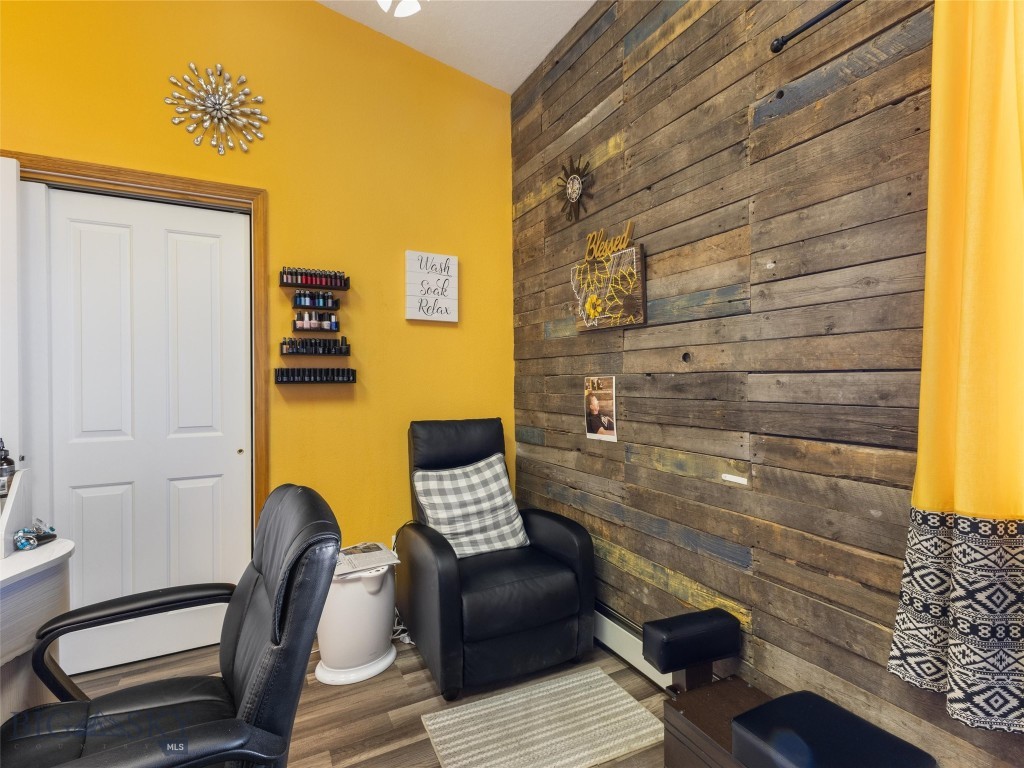 2 S Lincoln Street, Whitehall MT 59759