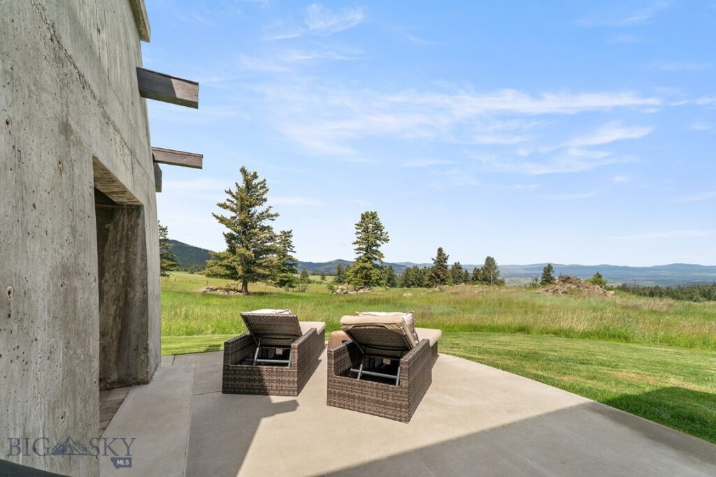 2 Finn Mountain Road, Montana City MT 59634