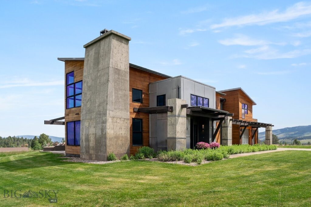 2 Finn Mountain Road, Montana City MT 59634