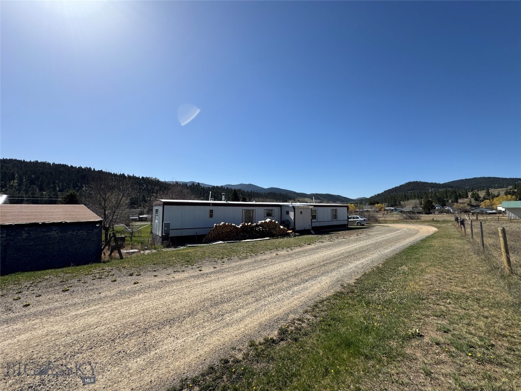 2 Elkhorn Way, Jefferson City MT 59638