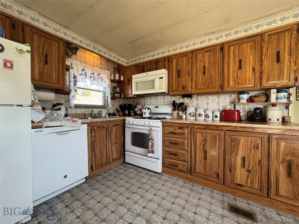 2 Elkhorn Way, Jefferson City MT 59638