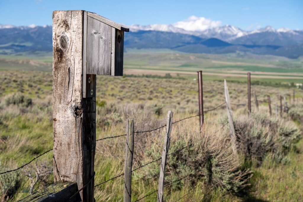 20 Shy rd, Wilsall MT 59086