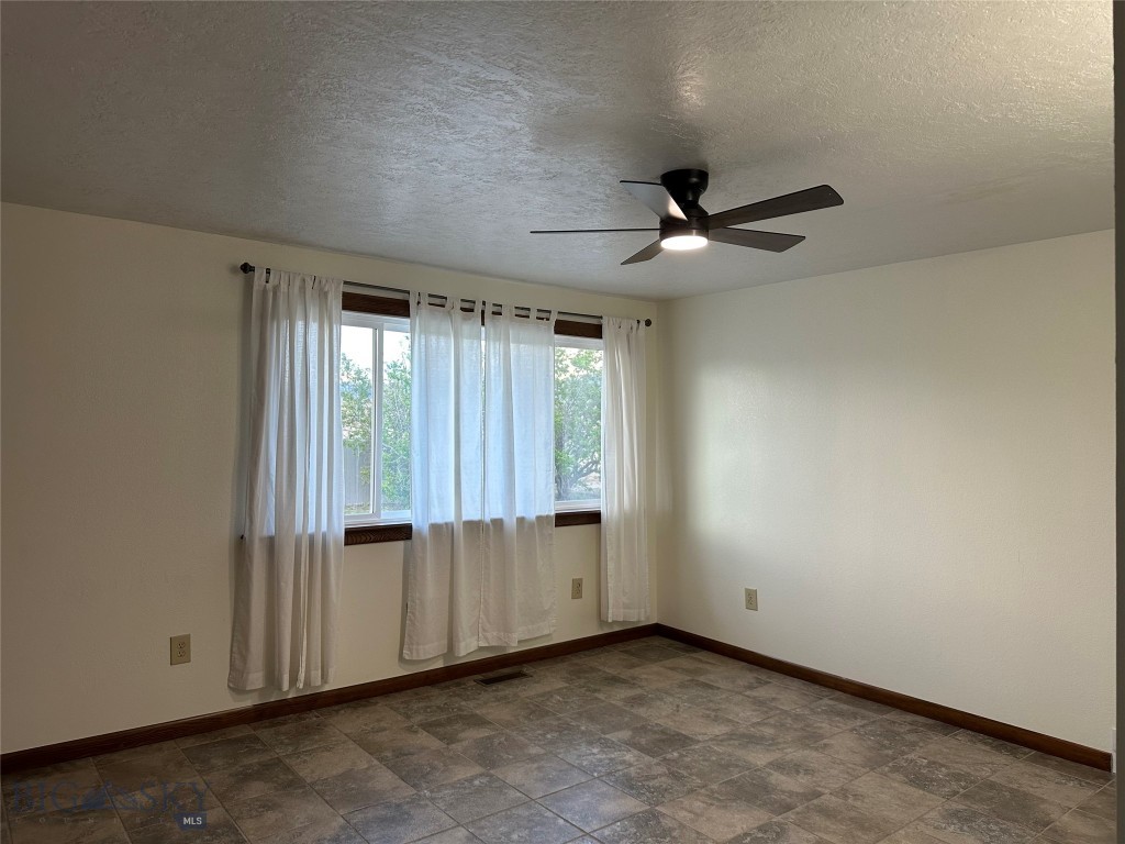 200 Burt Lane, Whitehall MT 59759