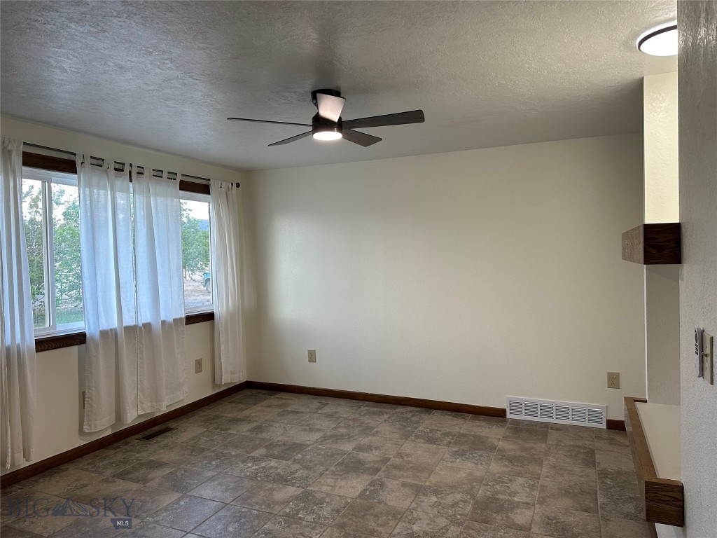 200 Burt Lane, Whitehall MT 59759